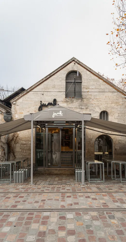 Façade du restaurant Junk Bercy